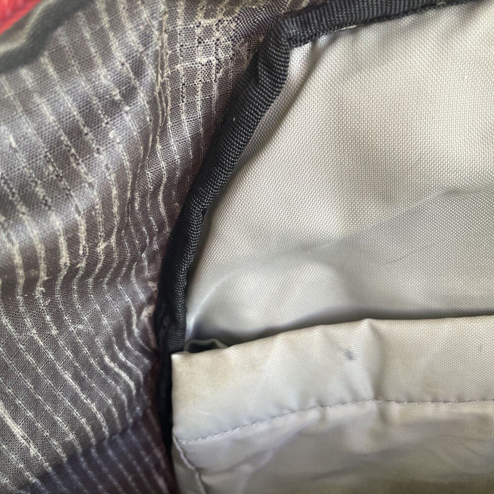 Vintage Eddie Bauer First Ascent Little Tahoma 30 Mountaineer Travel Backpack - Picture 15 of 16